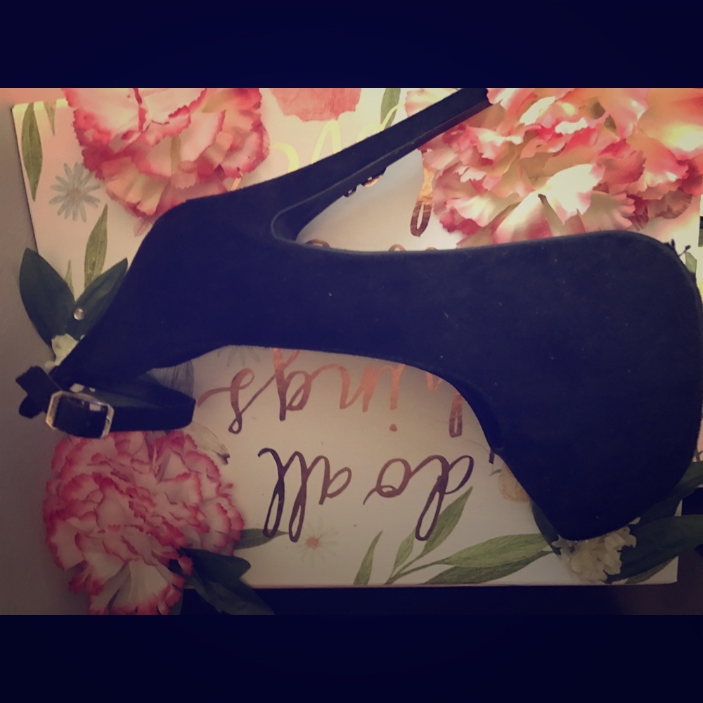 4inch Black platform pumps